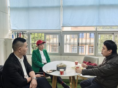 广州家协秘书处到育英家政公司走访交流